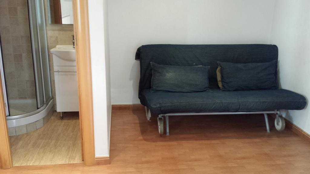 Aアパートメンツ イン シティ センター バルセロナ 部屋 写真